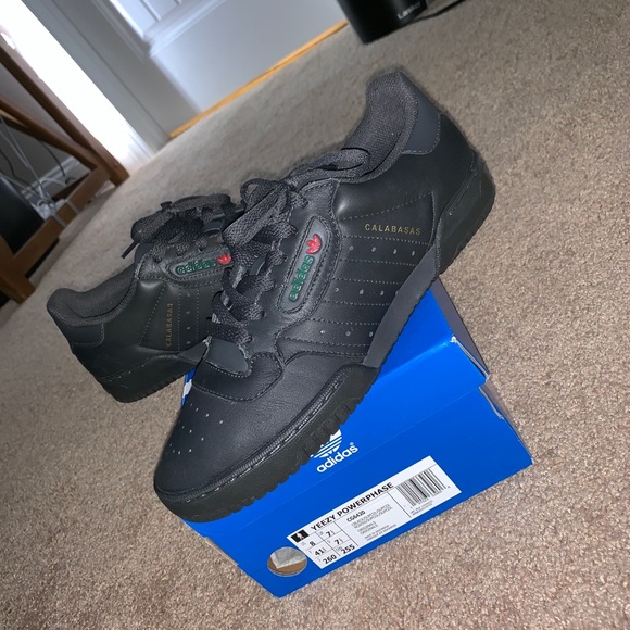Yeezy Powerphase black size 8 - Picture 1 of 8